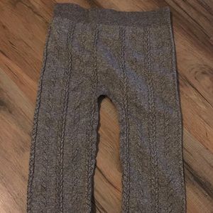 Knit leggings used